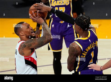 Los Angeles Lakers Guard Kentavious Caldwell Pope 1 Blocks A Shot By