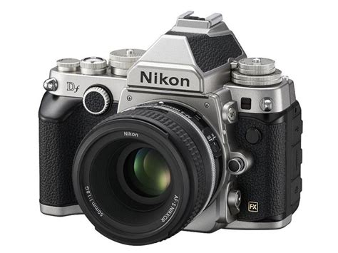 Nikon Df - полнокадровая зеркальная фотокамера в стиле ретро