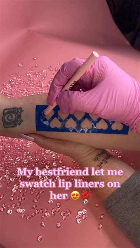 Smooth Lip Liner Long Lasting Satisfying Swatches Nude Red Lip Liner Fall Color Shade Lip