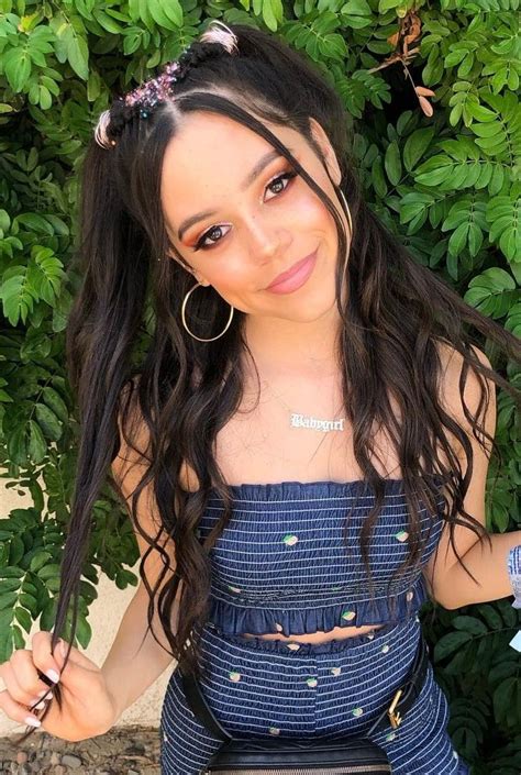 Jenna Ortega 😋🤗😋🤗😋 Jenna Ortega Ortega Beautiful Celebrities