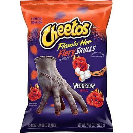 Amazon Cheetos Flamin Hot Fiery Skulls Cheese Flavored Snacks 7 5 Oz