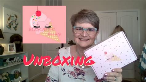 Eyescream Beauty Box Subscription Boxes Unboxing Youtube