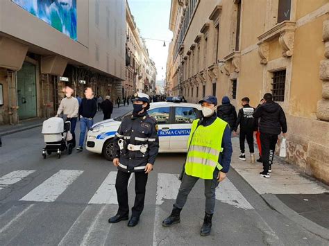 Oltre 5mila I Controlli Della Polizia Di Roma Capitale Nel Fine