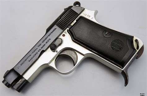 Gun Store Bunker Ego Sum Bellum Pistola Beretta Mod Cal