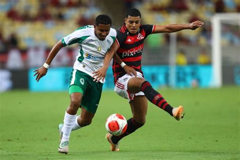 JOGADOR DE CONFIANÇA DE TITE E NAS GRAÇAS DA TORCIDA IGOR JESUS FALA