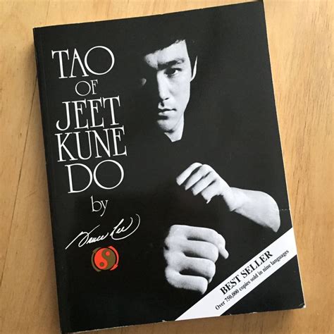 Bruce Lee Tao Of Jeet Kune Do Softcover Vintage Book Bruce Lee