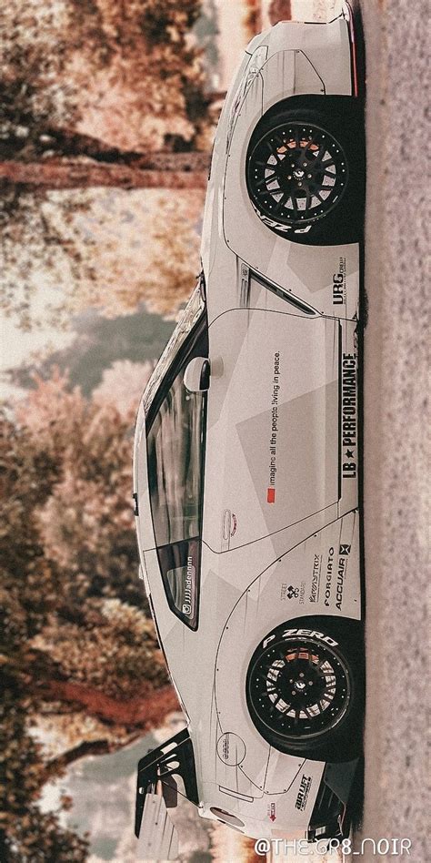 Nissan GTR R35 Paper Model on Building