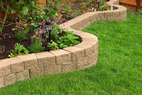 Retaining Wall Builder » Retaining Wall Construction, Installation