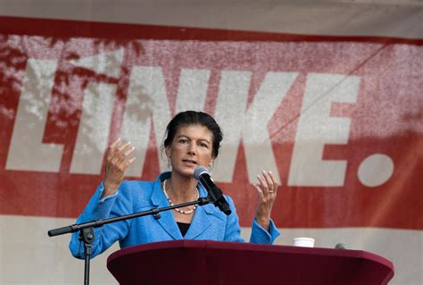 Linkenspitze Fehlt Bei Wagenknecht Aufruf Abgrenzung Nach Rechts