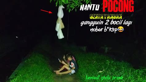 Prank Hantu POCONG Gentayangan Suka Gangguin 2 Bocil Lagi Nobar B