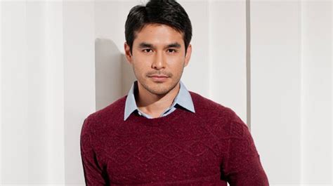 Atom Araullo Shows Support To ABS-CBN Though He's In GMA Now