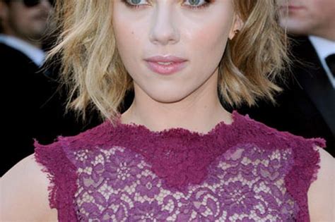 Scarlett Johansson Talks About Her Naked Photos Being Leaked Mirror Online