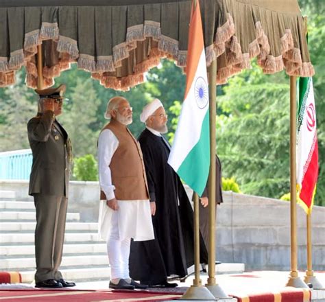 Pm Modi Receives Ceremonial Welcome In Tehran Iran