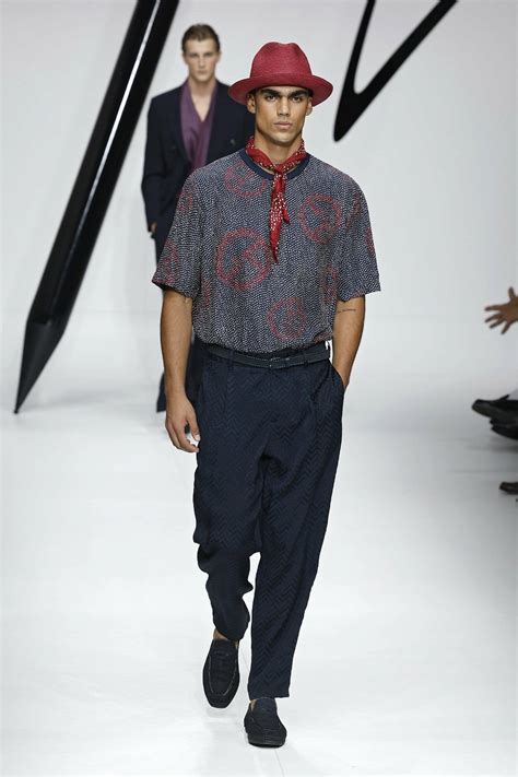 Giorgio Armani Fashion Show Runway Menswear Spring Summer