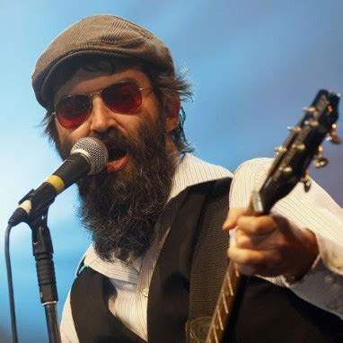 Eels Mighty Oaks En Meer Naar Naked Song Nieuws Op Festivalinfo
