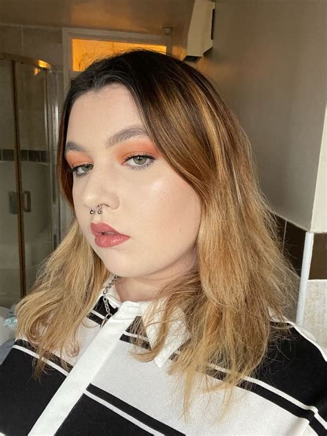 Makeup Nude Lip Makeup Smoky Eye