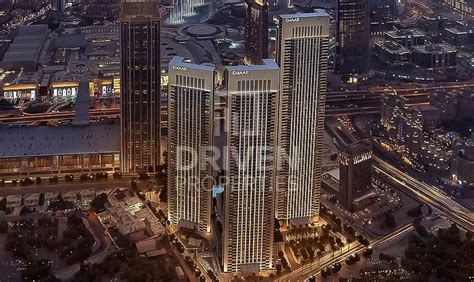 Burj Khalifa Skyline View And High Floor In Dubai Dubai United Arab