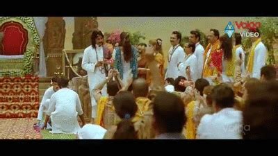 Attarintiki Daredi Songs || Kevu Keka - Pawan Kalyan, Brahmanandam, Ali on Make a GIF