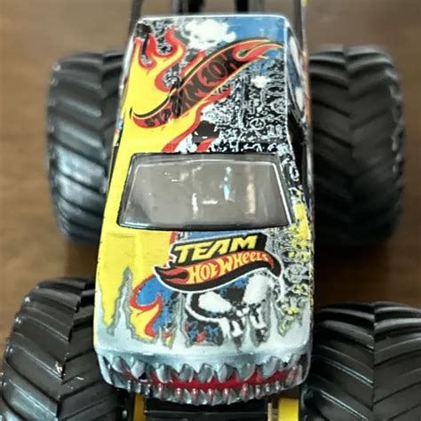 HOT WHEELS MONSTER Jam Team Hot Wheels Firestorm 1 64 Monster Truck EUR 5 47 PicClick FR