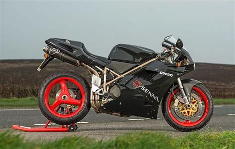 Ducati 916 (1994-1998) review and used buying guide