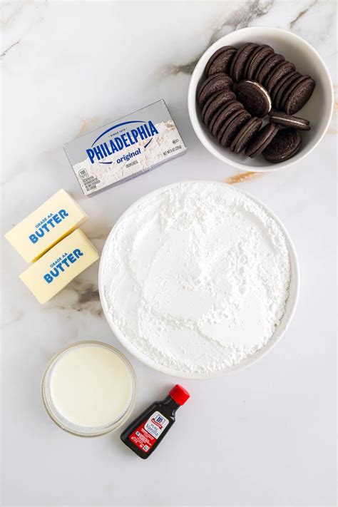 Best Fluffy Oreo Buttercream Frosting Recipe