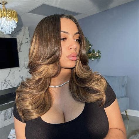 Pin By On Glow Up Brunette Hair With Highlights Honey Blonde Hair Dyed Natural Hair