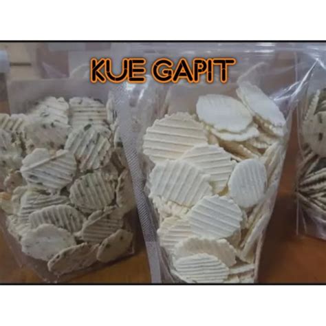 Jual Kue Gapit Bawang Camilan Khas Cirebon Kg Shopee Indonesia