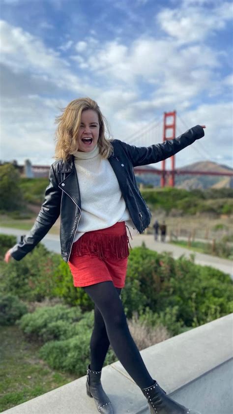 Golden Gate Outfit Ideas Orange Skirt San Francisco Date Night