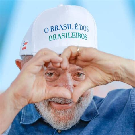 Lula planeja atuação forte de bancos públicos no consignado privado