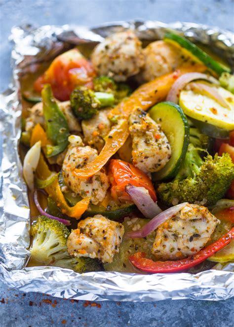 Easy Baked Italian Chicken And Veggie Foil Packets Gimme Delicious