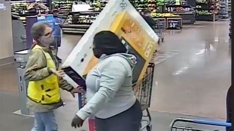 You Can Help Me Load These Up Florida Shoplifter Tells Walmart Clerk