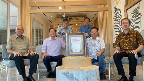 Nojorono Kudus Raih Penghargaan Indonesia Best Business Transformation