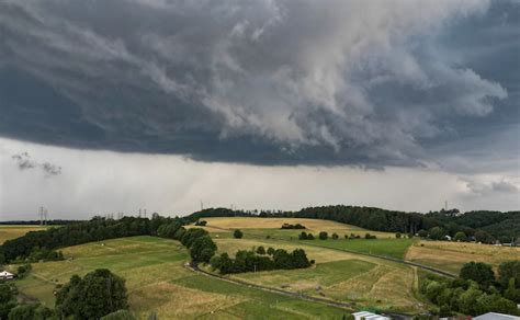 Sturm In Deutschland Das Erste Todesopfer