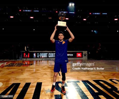 Devin Booker 2018 Photos and Premium High Res Pictures - Getty Images