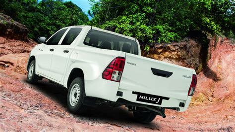 2023 Hilux Fleet 24 J 4x4 Mt Toyota Lucena