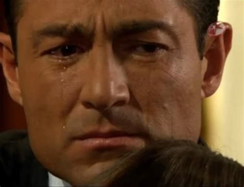 Tras años en Televisa y romance gay polémica conductora traiciona a Fernando Colunga