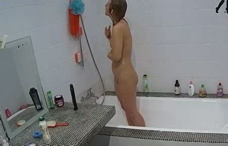 Watch Shower Girl Shana Showering Aug Naked People With Libusa Dolph In Guest Room The