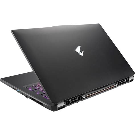 Gigabyte Aorus 17 XE4 - IGN