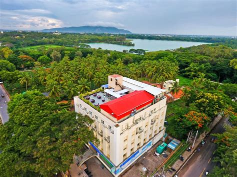 Clarks Inn Eyes 100 Hotel Portfolio In 2018 Hotelier India