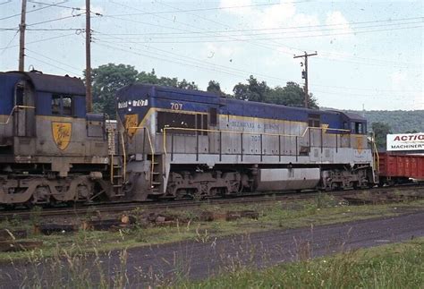 Dandh Delaware And Hudson U30c 707 1975 Allentownpa Original Railroad