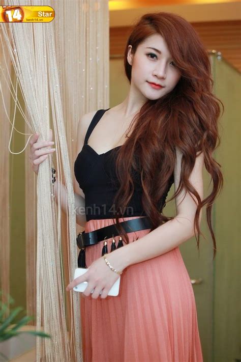 V N Hugo V N T Tin N I B T B N C Nh D N Hot Girl