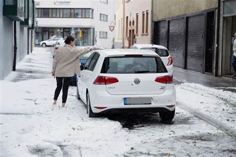 Eismassen Verwandeln Reutlingen In Winterlandschaft Bilder