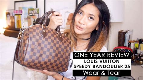 ONE YEAR WEAR TEAR REVIEW Louis Vuitton Speedy B 25 What S In My