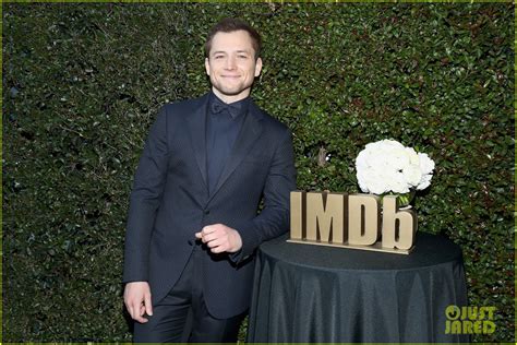 Taron Egerton Sings 'Tiny Dancer' with Elton John at Oscars Party ...