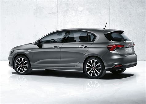 Foto De Fiat Tipo Hatchback Y Station Wagon 4 9