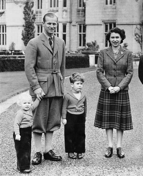 Prince Philip Queen Elizabeth Young : Queen Elizabeth II and Prince ...