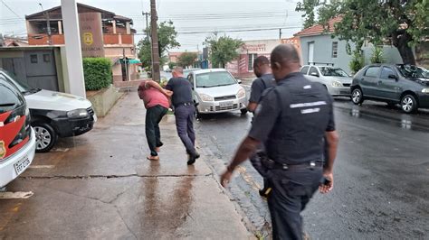 Homem Preso Por Inj Ria Racial Contra Guardas Municipais