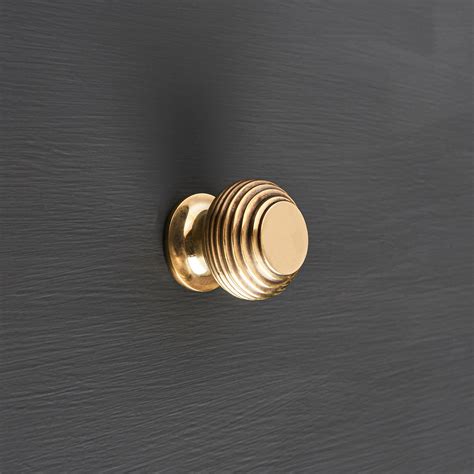 beehive small cabinet knob  brass