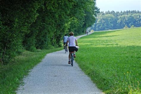 CARTE Cinq idées de parcours pour découvrir la Bourgogne à vélo en