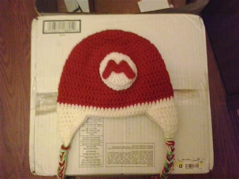 Crochet Fanatic: MARIO HAT